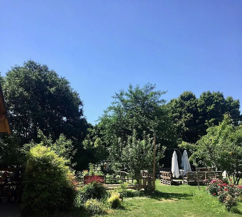 Cascina Bellaria Hostel Milánó