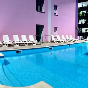 zkontrolujte dostupnost
