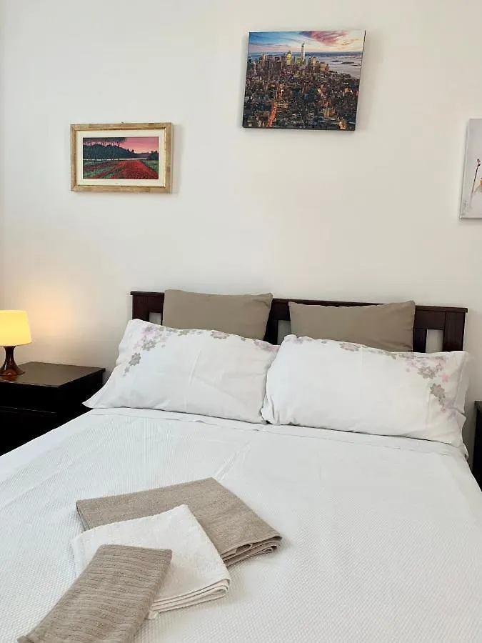 Cascina Bellaria Hostel Milan